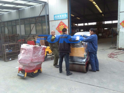 福瑞得機(jī)械座駕壓路機(jī)，手扶壓路機(jī)包裝發(fā)貨