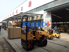今日福瑞得微動(dòng)態(tài)--福瑞得機(jī)械小型壓路機(jī)發(fā)往北京、福建等地