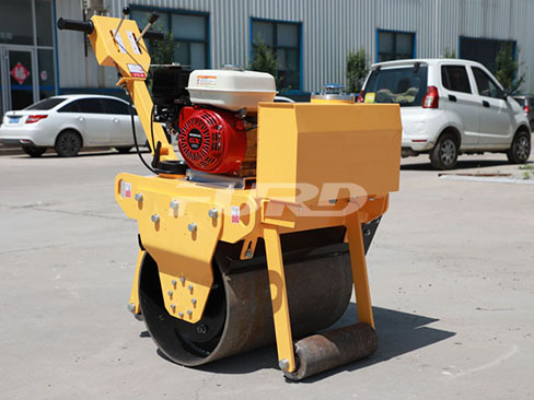 要想小型壓路機(jī)壓實效果好還需要專業(yè)的方法！